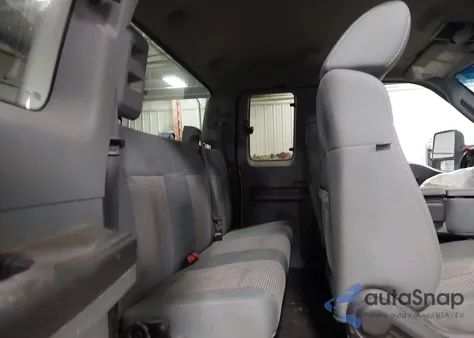 2011 Ford F-250 Xlt z USA, uszkodzony, nr VIN 1FT7X2BTXBEB99559